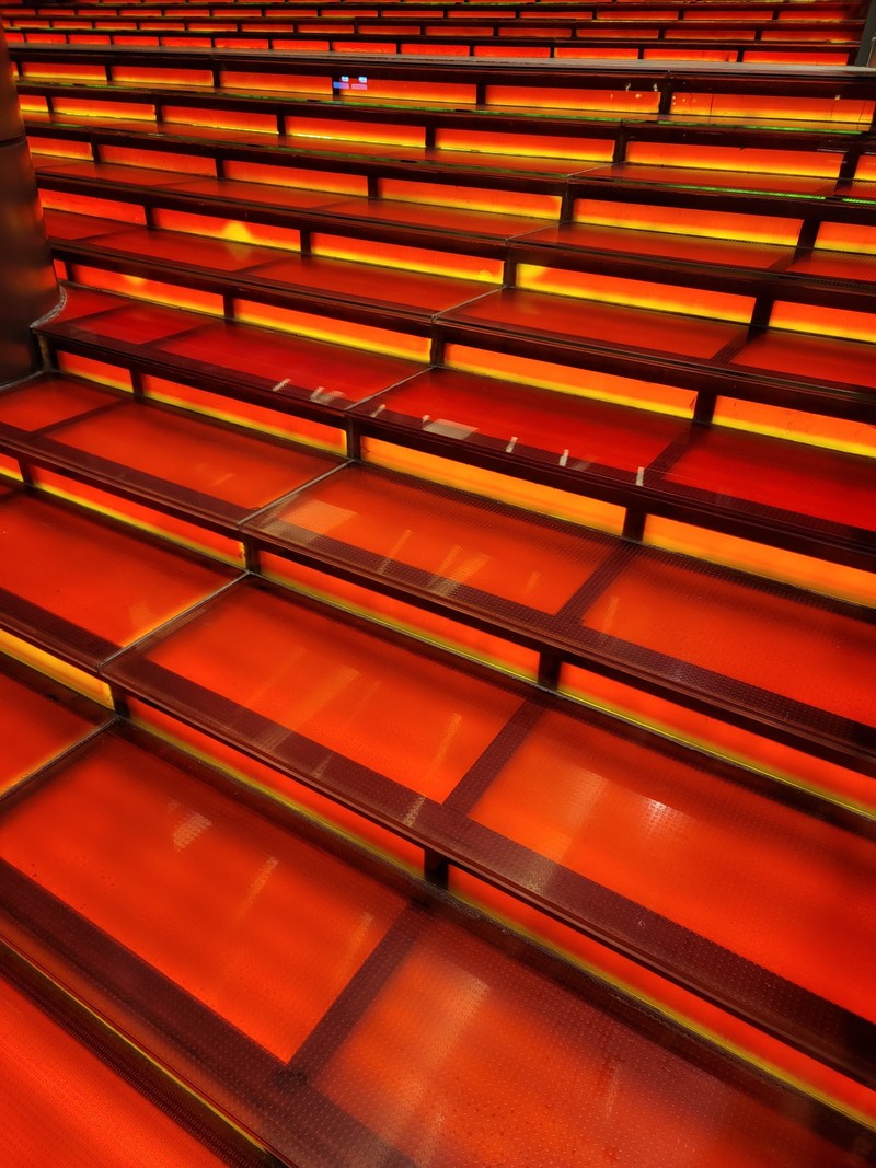 Perbandingan Realme 9 Pro Plus vs S21 Ultra