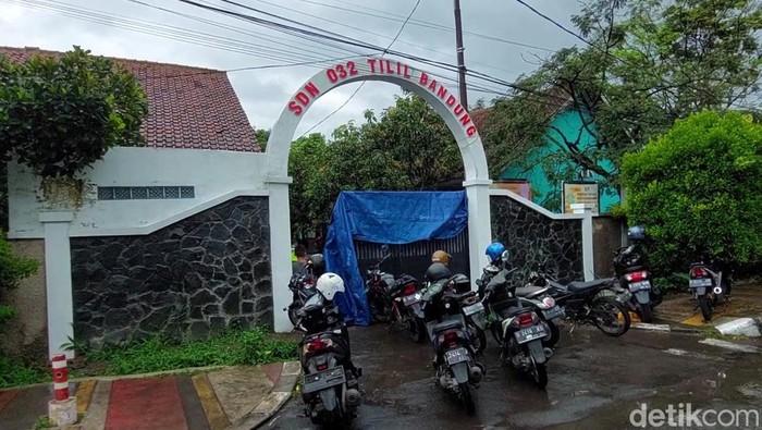 Lokasi guru SD Tilil Bandung tewas ditusuk mantan suaminya.