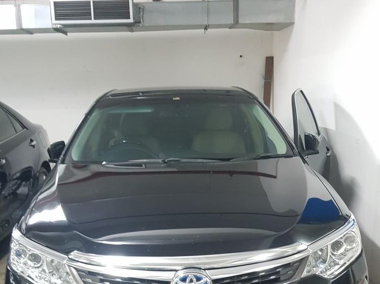 Penampakan Mobil Camry Hybrid Pelat RFS yang Dilelang Rp 100 Jutaan