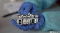 Vaksin yang disiapkan dalam kegiatan ini sinovac, pfizer, dan Astrazeneca. 