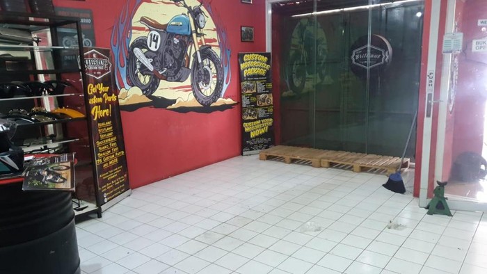 Bengkel motor di Depok kemalingan