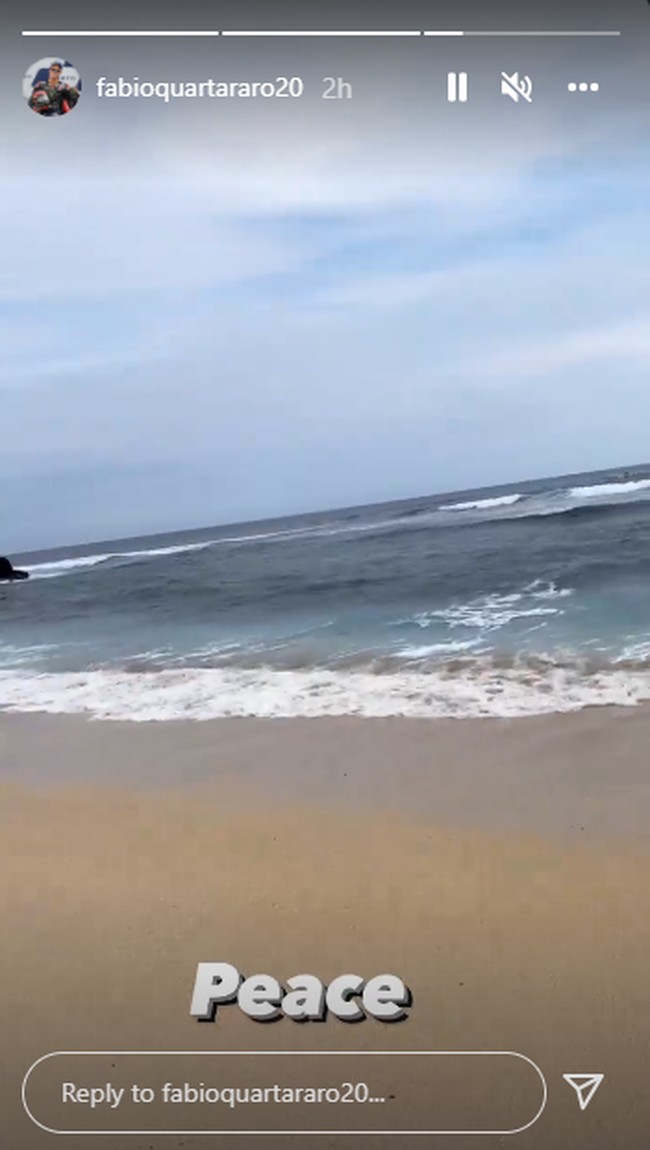 Dalam postingan Insta Story-nya kemarin, Fabio terlihat sudah mencicip indahnya pantai di Lombok. Dalam sebuah postingan, ia memperlihatkan suasana pantai yang menurutnya peace.Foto: Instagram Fabio Quartararo