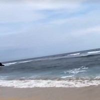 Dalam postingan Insta Story-nya kemarin, Fabio terlihat sudah mencicip indahnya pantai di Lombok. Dalam sebuah postingan, ia memperlihatkan suasana pantai yang menurutnya peace.Foto: Instagram Fabio Quartararo