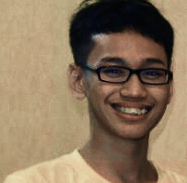 Kejadian itu pun membuatnya berkenalan dengan dunia trading. Ia terjun ke dunia saham karena pernah tertipu oleh investasi bodong. Hingga akhirnya dia mempelajari seluk beluk trading dan bagaimana cara mengelolanya.  Foto: Dok. Instagram @indrakenz.