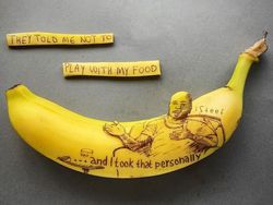 Dari Kulit Pisang Seniman Ini Ciptakan Karya yang Menggemaskan
