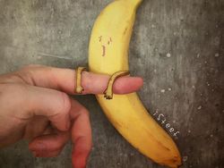 Dari Kulit Pisang Seniman Ini Ciptakan Karya yang Menggemaskan