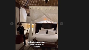Pebalap yang memakai Ducati ini juga memperlihatkan kamar hotelnya selama di Lombok. Foto: Instagram