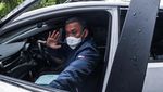 Lambaian Tangan Ketua DPRD DKI Usai Diperiksa Soal Formula E