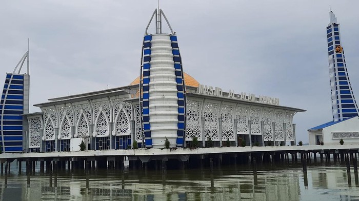 Masjid Terapung Al-Alam Kendari
