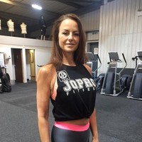 “Aku ingin mengubah hidupku. Pada Desember 2018, di usia 52 aku memutuskan untuk menjadi bugar, ucap Paula, seperti dikutip The Sun. Foto: Dok. Instagram/@paulatennant_fitover50