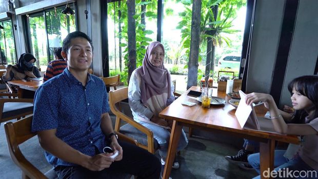 Pembalap Rio Haryanto kini tekuni usaha kuliner.