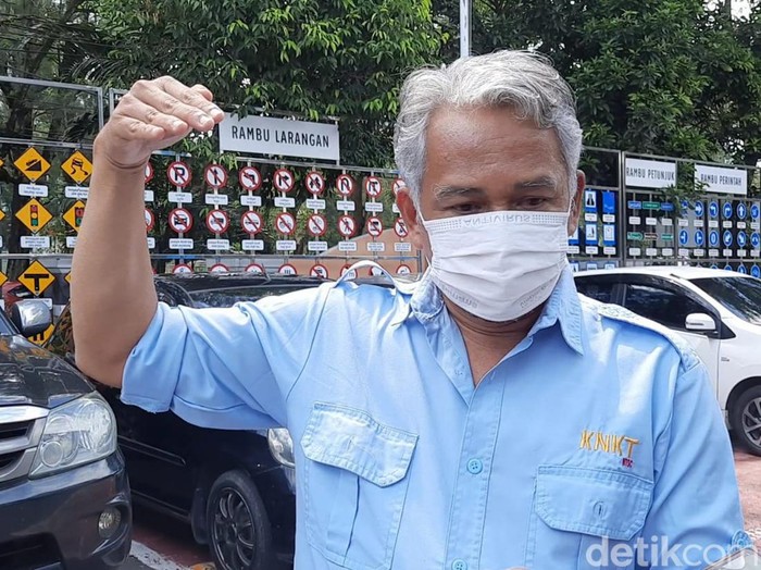 Plt Kepala Sub Komite Moda Investigasi Lalu Lintas dan Angkutan Jalan (LLAJ) KNKT Ahmad Wildan di Solo, Selasa (8/2/2022).