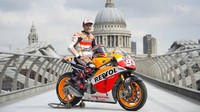 Marc Marquez sejatinya punya banyak julukan selain The Baby Alien ini, seperti Ant of Cervera, Bionic Man, The King of Crahser, hingga The Smilling Assassin.