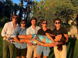 Si Cantik Putri Bill Gates yang Gemar Barang Murah