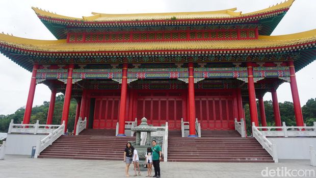 Vihara Kulor di Singkawang