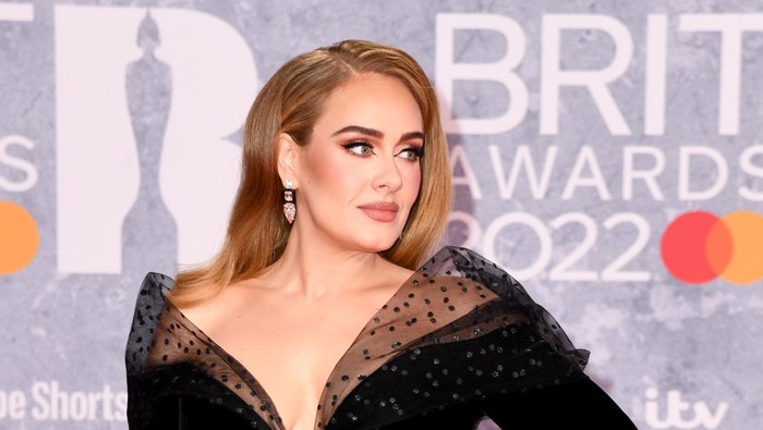 LONDON, ENGLAND - FEBRUARY 08: (EDITORIAL USE ONLY) Adele attends The BRIT Awards 2022 at The O2 Arena on February 08, 2022 in London, England. (Photo by Gareth Cattermole/Getty Images)