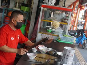 Foto: Bakmi Loncat Singkawang, Langganan Dian Sastro sampai Moeldoko