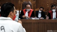 dr Tirta juga mengaku ia menandatangani surat pernyataan bersama Adam Deni.