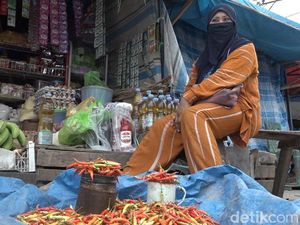 Curhat IRT di Polman Sulbar Keluhkan Minyak Goreng-Cabe Rawit Mahal