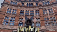 Gedung Palace Theater London di Shaftesbury Avenue