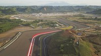 Proses pengiriman logistik MotoGP pun telah dilakukan sejak beberapa hari yang lalu. Logistik yang berupa motor, mesin, dan perangkat lainnya yang akan digunakan pada tes pramusim MotoGP di Sirkuit Mandalika itu pun diangkut menggunakan pesawat. Selain itu, sejumlah pebalap top seperti Fabio Quartararo (Monster Energy Yamaha) dan Marc Marquez (Repsol Honda) pun sudah tiba di Mandalika pada Senin (7/2/2022) kemarin.