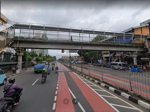 Melihat Lokasi Kecelakaan Camry yang Tewaskan AKP Novandi di Senen