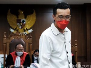 dr Tirta Heran Adam Deni Kirim DM Usai Ditangkap: Saya Laporin Bareskrim