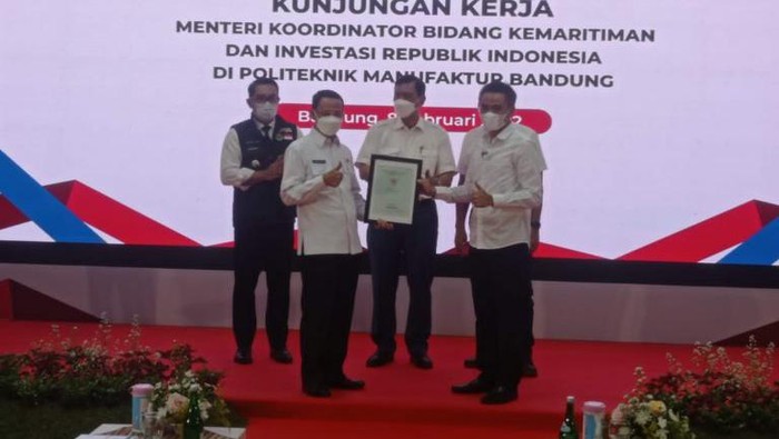 Pencanangan pembangunan Kampus 2 Polman di Majalengka.