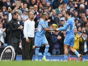Tak Diajak Nongkrong, Pep Denda Tiga Pemain Man City Ini