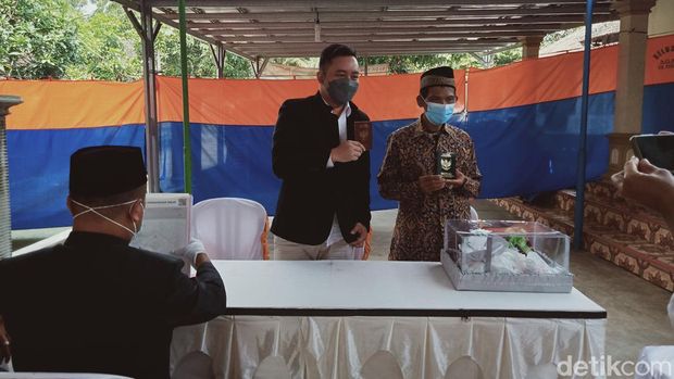 Pernikahan di Klaten tanpa dihadiri mempelai wanita gegara positif COVID-19, Rabu (9/2/2022).