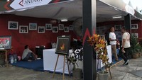 Pameran fotodari Kantor Berita Indonesia ANTARA meramaikan peringatan Hari Pers Nasional (HPN) Tahun 2022 di areal MTQ Square, Kendari, Sulawesi Tenggara. (ANTARA FOTO/Jojon)