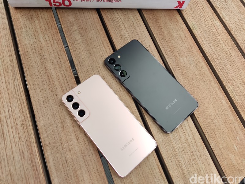 Samsung Galaxy S22 dan S22+