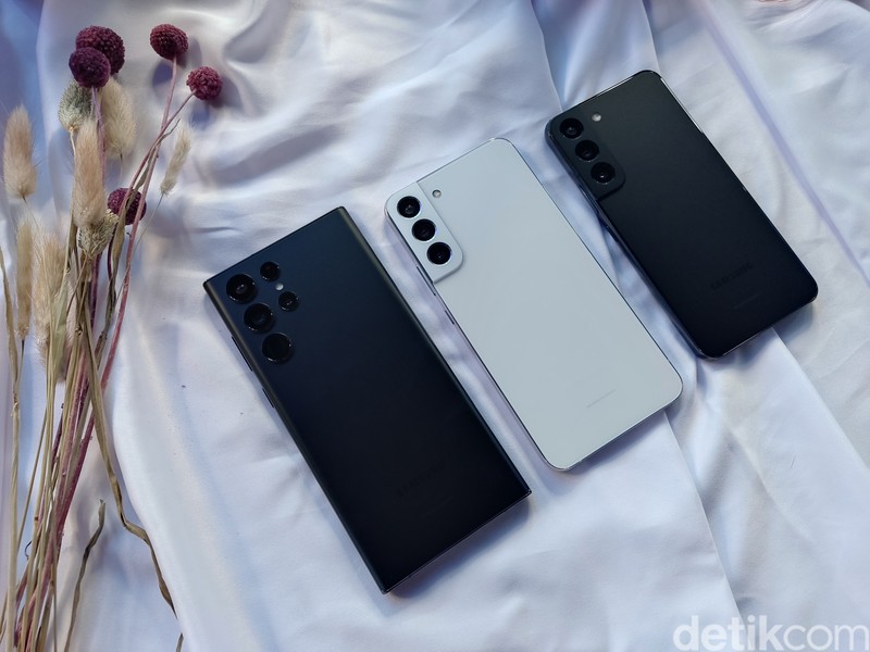 Samsung Galaxy S22 dan S22+