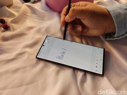 Wujud Samsung Galaxy S22 Ultra yang Makin Mirip Galaxy Note