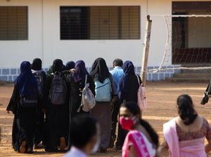 Pengadilan di India Larang Siswi Berhijab di Kelas