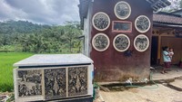 Warga yang dipulangkan, Mushohihul Khasani (35) menyatakan dirinya serta warga lain tetap kukuh menolak penambangan batu andesit di desanya. Dia juga berharap agar aparat tidak lagi melakukan tindakan sewenang-wenang kepada warga.