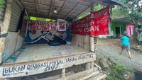 Gubernur Jawa Tengah Ganjar Pranowo saat berkunjung ke Desa Wadas Rabu (9/2) mengatakan pihaknya sudah membuka lebar ruang dialog kepada masyarakat sejak lama, khususnya warga yang masih menolak terkait rencana pembangunan Bendungan Bener.