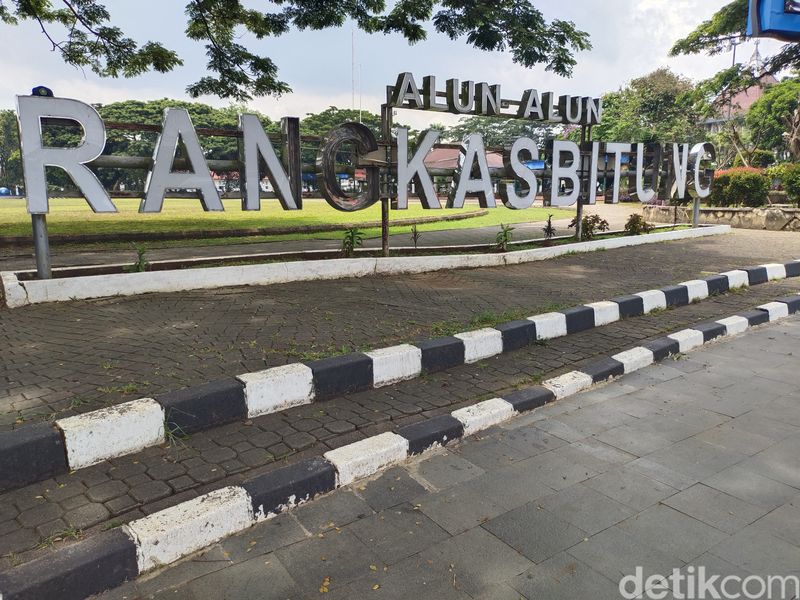Alun-alun Rangkasbitung, Kabupaten Lebak.