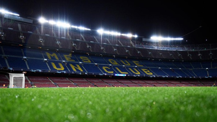 BARCELONA, SPAIN - NOVEMBER 23: A general view inside the stadium prior to the UEFA Champions League group E match between FC Barcelona and SL Benfica at Camp Nou on November 23, 2021 in Barcelona, Spain. (Photo by Alex Caparros/Getty Images)