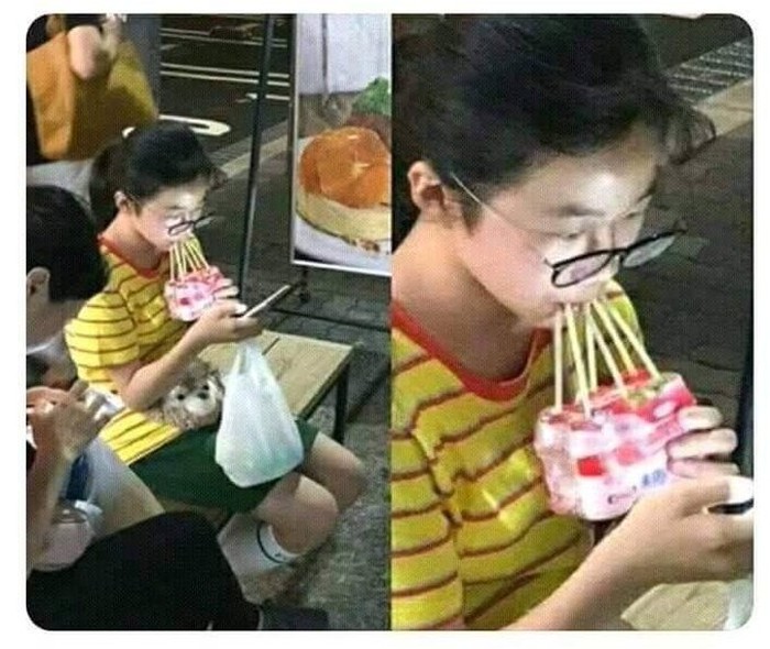 Cara nyeleneh nyedot minuman Cara nyeleneh nyedot minuman