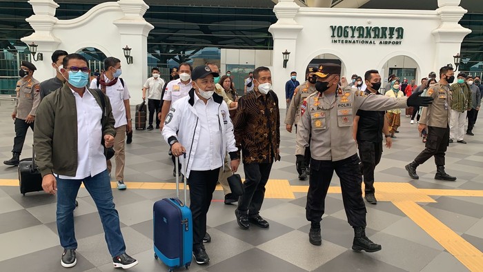 Dipimpin Desmond, Komisi III DPR Terjun ke Wadas