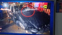 Hasil penyelidikan, Camry itu dikemudikan oleh Sis Zahra. Sedangkan AKP Novandi Arya Kharisma duduk di sampingnya. (Rakha Arlyanto Darmawan/detiikcom)