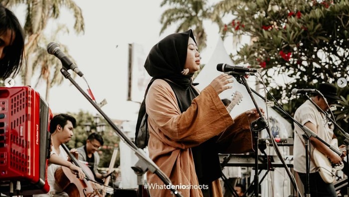 Foto mantan vokalis Amigdala, Aya Canina yang mengalami kekerasan dalam pacaran.