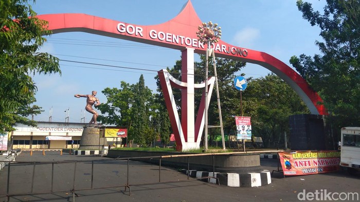 GOR Indoor Goentoer Darjono Purbalingga bakal mulai dibangun April 2022. Rencananya proyek ini bakal menelan anggaran Rp 5,8 miliar.