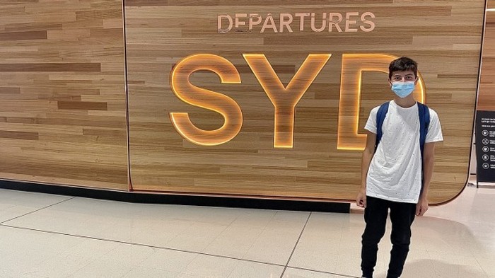 Hugo Beavis solo traveling ke Inggris