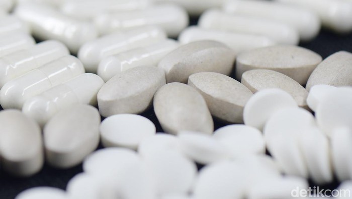 Ini Rekomendasi Vitamin untuk COVID-19 Bergejala Ringan atau Tanpa Gejala