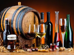 9 Istilah Minuman Alkohol dalam Komposisi Bahan Makanan