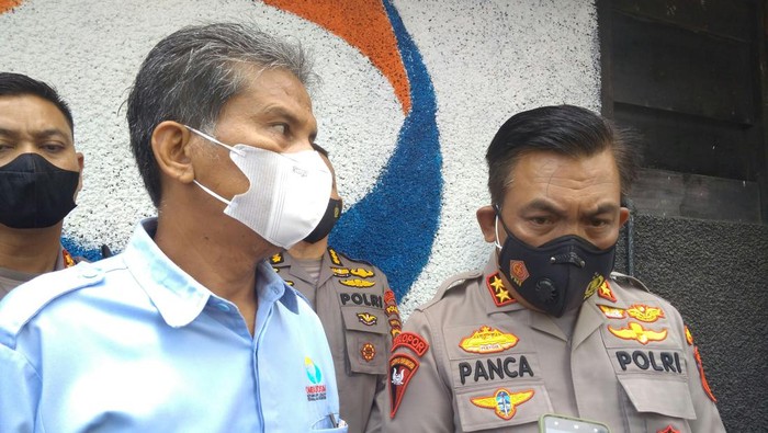 Kepala Ombudsman Sumut, Abyadi Siregar (kanan) dan Kapolda Sumut Irjen Panca Putra (kiri)
