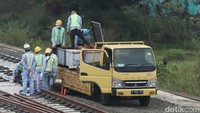 Pengoperasian kereta cepat ini ditargetkan bisa dilakukan Juni 2023 mendatang.
