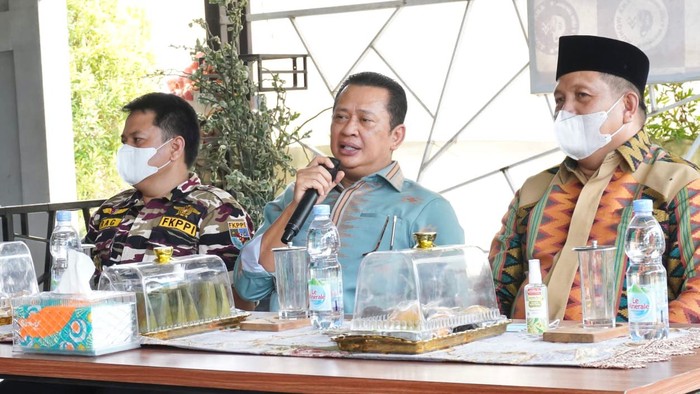 Ketua MPR RI Bambang Soesatyo melakukan konsolidasi organisasi menyatukan anak kolong atau anak tentara di seluruh Indonesia untuk ikut menjaga persatuan bangsa.